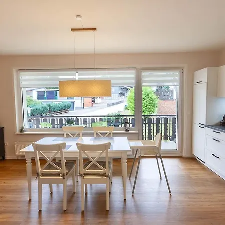Bergfreude Mit Balkon * Браунлаге